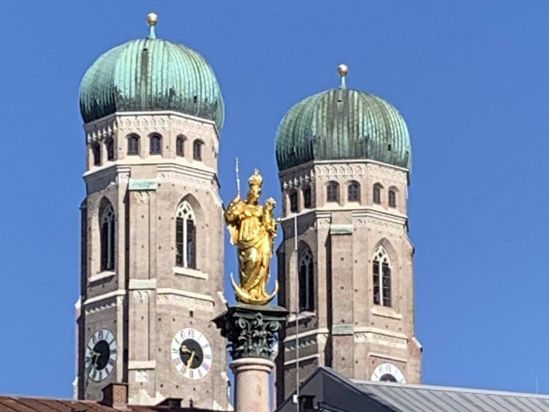 Die Frauenkirche ist das Wahrzeichen von München