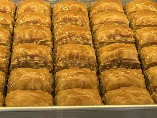 The Viktualienmarkt in Munich offers fresh Turkish sweets