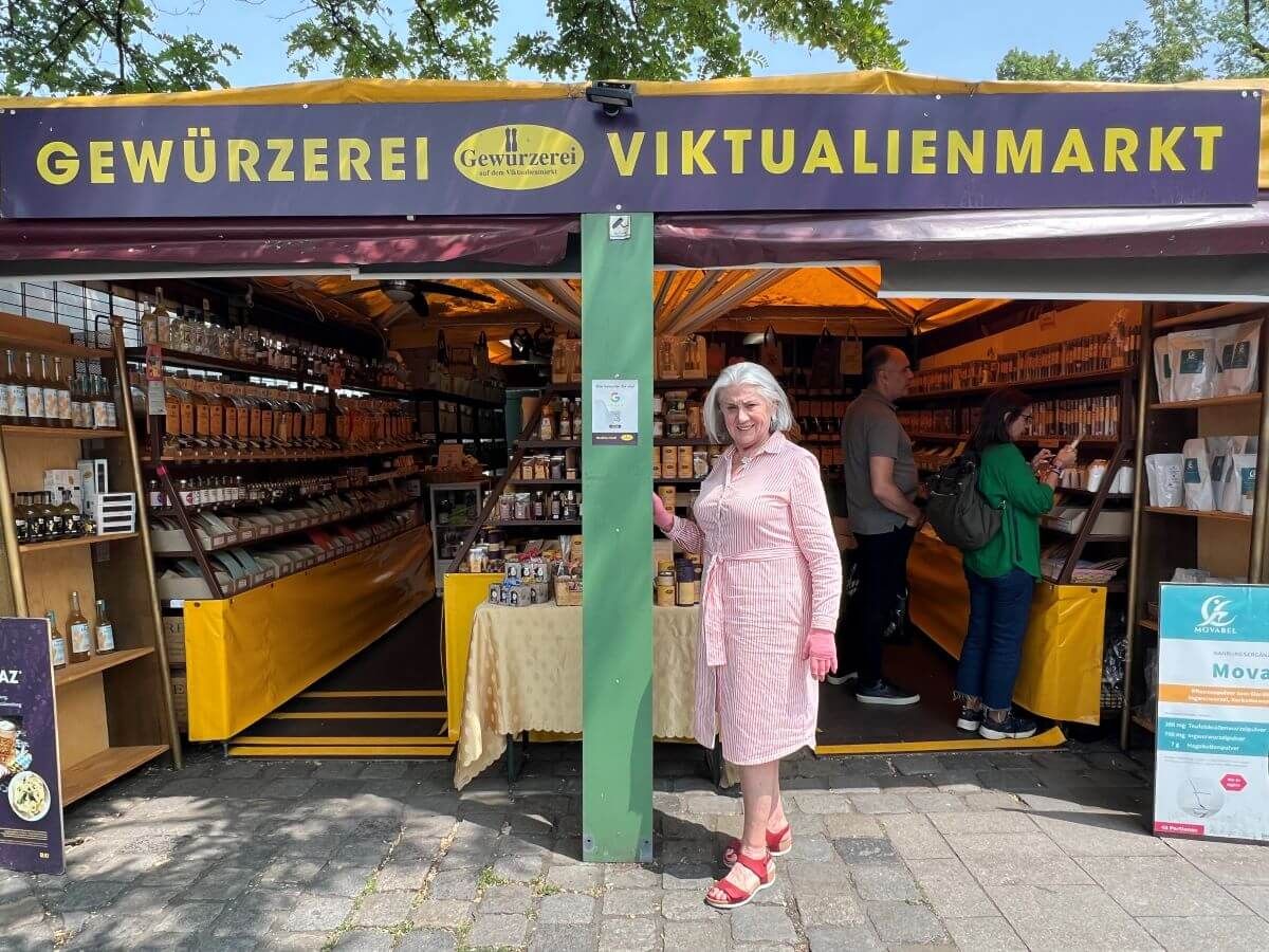 Oresta leitet die Gewürzerei