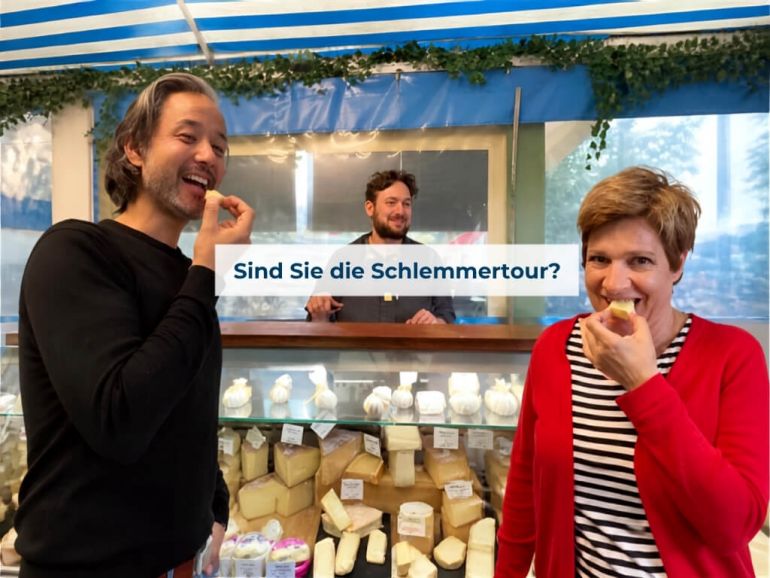 Käseprobe auf dem Viktulienmarkt Schlemmertour