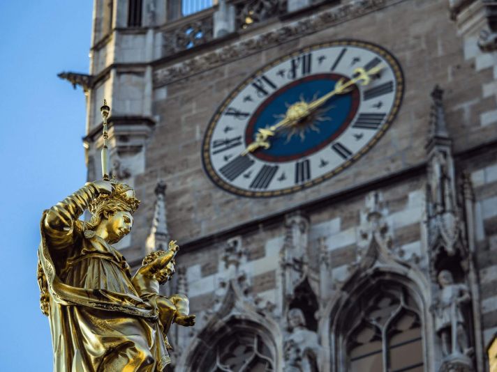 Mariensäule vor dem Neuen Rathaus in München