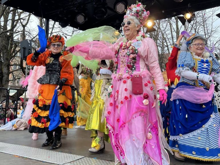 Tanz der Marktfrauen am Faschingsdienstag