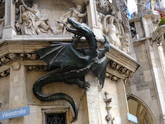 Der Lindwurm gilt als Pestdrache der Münchner